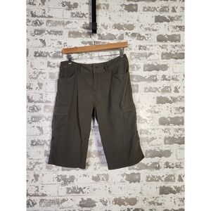 Patagonia Shorts Womens Size 6 Olive Green Outdoor Gorpcore Cargo